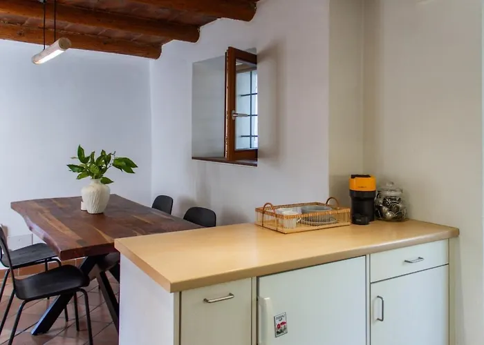 Rustico Felicita -free Parking - Near Locarno *