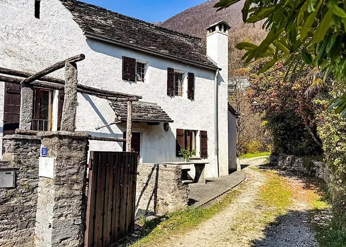 Casa de Férias Rustico Felicità -free Parking - Near Locarno